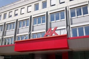 Arbeitnehmerin nach 13 Jahren gekündigt – AK erkämpft Abschlagszahlung in Höhe von 33.600 Euro. Foto: Mein Klagenfurt