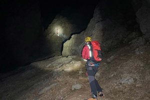 Bergrettung Ferlach und Alpinpolizei Klagenfurt retten 74-jährigen Bergsteiger. Foto: Bergrettung Ferlach