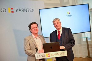 LH Peter Kaiser und Christian Inzko. Foto: LPD Kärnten/Helge Bauer