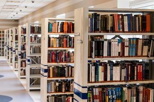 Kriegt Klagenfurt eine städtische Seniorenbibliothek in der Innenstadt?