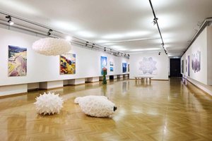 Kostenlose Führung in Gebärdensprache durch Ausstellung „All About Nature“. Foto: Johannes Puch