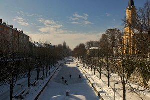 Eislaufen am Lendkanal, ein Erlebnis für Alt und Jung. Foto: Mein Klagenfurt