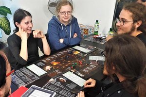 Am 25. März gibt es wieder einen Rollenspieltag im Spielefachgeschäft Hive Games. Foto: Connie Ortner