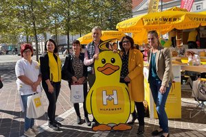 HWK Präsidentin Elisabeth Scheucher-Pichler (2.v.r.) und ihr Team konnte zahlreiche Besucher begrüßen. Darunter auch Stadtrat Max Habenicht. Foto: HWK/KK