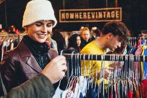 Secondhand- und Vintage-Klamotten zum Kilopreis im Volxhaus Klagenfurt. Foto: KK