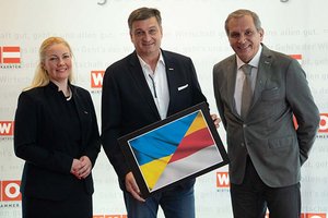 Machen sich gemeinsam für die Integration der Ukraine-Vertriebenen stark: Ukraine-Koordinatorin Alessia Sasina, Wirtschaftskammerpräsident Jürgen Mandl und WIFI-Geschäftsführer Andreas Görgei. Foto: WKK / Peter Just