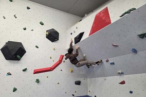 Naturfreunde laden zum Schnuppernachmittag in die Boulderhalle Klagenfurt. Foto: Naturfreunde Kärnten