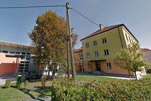21 Lehrer und Kinder positiv getestet: Volksschule Ebenthal ab heute geschlossen. Foto: Google Street View