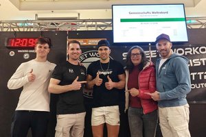 Sportstadträtin DI Constance Mochar freute sich über den sportlichen Erfolg und gratulierte zu den beiden Weltrekorden. Foto: Büro Mochar