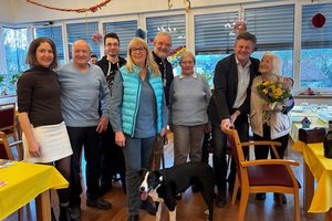 Bürgermeister Christian Scheider besuchte Aloisa Rainer gestern an ihrem 105. Geburtstag. Foto: Büro Bgm.