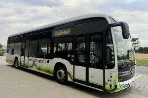 Der E-Bus im Lakeside Park. Foto: Stadtwerke Klagenfurt