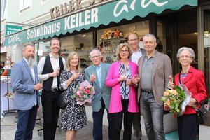 Wirtschaftsreferent Stadtrat Max Habenicht gratulierte Familie Keiler und Familie Hribernik zur erfolgreichen Betriebsübernahme bzw. zum Jubiläum. Foto: SK/Glinik