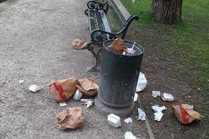 Vogelsichere Mülleimer in städtischen Grün-und Parkanlagen. Foto: Mein Klagenfurt