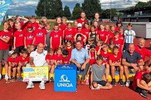 Stars4Future: 1.000 Euro für LAC-Klagenfurt-Kinder. Foto: MJK-Sportmarketing