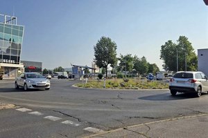 Jeder dritte Autofahrer blinkt im Kreisverkehr falsch oder gar nicht. Foto: Mein Klagenfurt
