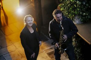 Musikführung durch Klagenfurt mit Live-Saxofon, Glühwein und heißen Maroni. Foto: Sabine Biedermann