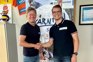 Landessportdirektor Mag. Arno Arthofer mit dem neu gewählten Sportbowling-Präsidenten Felix Eberhard, bei dessen Antrittsbesuch in der Sportkoordination. Foto: KSK