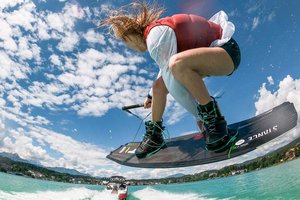 Wakeboard Staatsmeisterin Mara Salmina aus Pörtschach