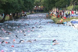 Ironman: 3.000 Athletinnen und Athleten stellen sich der Herausforderung. Foto: Mein Klagenfurt