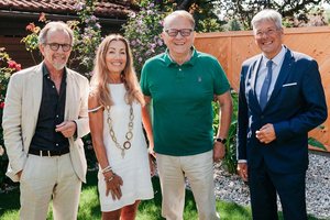 SPÖ Kärnten gratuliert Peter Ambrozy zum 75er! Von links: Herwig Seiser, Patricia Ambrozy, Peter Ambrozy und Peter Kaiser. Foto: SPÖ Kärnten