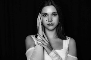 Die Klagenfurter Studentin Laura-Sophie Lang hat bereits die Vorauswahl geschafft. Sie darf sich berechtigte Chancen ausrechnen, bei einer der wichtigsten Modewochen der Welt zu laufen. Foto: Mihael Vuzem