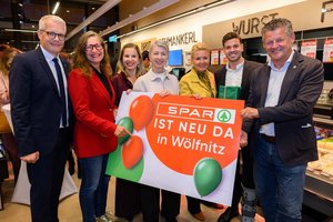 Neuer SPAR-Supermarkt in Wölfnitz eröffnet. Foto: StadtKommunikation / Hude Neuer SPAR-Supermarkt in Wölfnitz eröffnet. Foto: StadtKommunikation / Hude