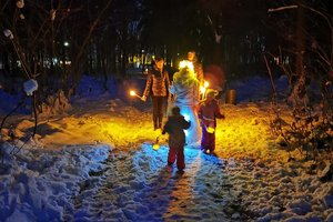 Jeden Adventsonntag im Schachterlpark: Spaziergang mit dem Christkind. Foto: Facebook/Tagesmutter mit Herz 