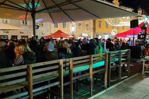 Nach dem Glühwein-Opening kommt der Advent Afterwork am Alten Platz. Foto: Mein Klagenfurt
