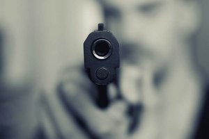 Villacher zielte mit Faustfeuerwaffe auf 38-jährige Klagenfurterin. Foto: Symbolbild