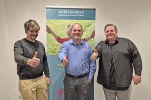 v.l.: Landesobmannstellvertreter Andreas Radinger, Landesobmann Clemens Costisella und Johannes Dionisio. Foto: zVg