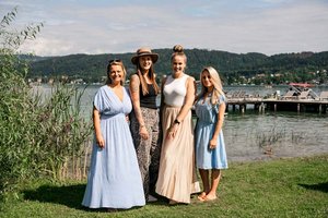 Die Retreat-Organisatorinnen Christiane Holzinger, Manuela Mark, Nika Basic und Sophie Schaller. Foto: Dash Media / Christian Gössler