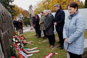 Nationalfeiertag: Gedenken an NS-Opfer am Friedhof Annabichl. Foto: LPD Kärnten/Wajand