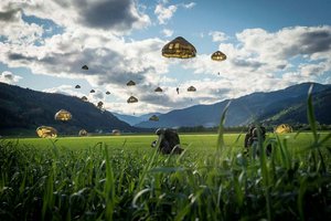 36 Soldaten des Klagenfurter Jägerbataillons 25 trainieren den Fallschirmsprung. Foto: Bundesheer/Michael Steinberger