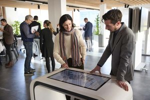 Infocenter für 380-kV-Leitung in Klagenfurt eröffnet: Stromnetzprojekt wird transparent erklärt. Foto: Johannes puch/APG