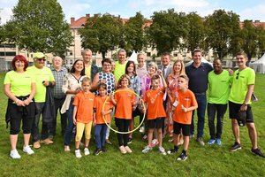 Frauenreferentin Stadträtin Mag. Corinna Smrecnik war heute mit weiteren Vertretern der Klagenfurter Stadtpolitik beim Auftakt der Sommerbetreuung der Stadt Klagenfurt mit dabei. Foto: StadtKommunikation / Hronek