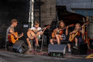 MIPPA Music Institute: Zwillingsbrüder gründen Musikschule in Klagenfurt