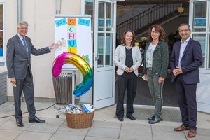 Schulbesuch zum Schulstart. Foto: LPD Kärnten/Szalay