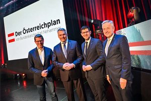 Karl-Theodor zu Guttenberg, Kanzler Karl Nehammer, LH-Stv. Martin Gruber und Reinhold Lopatka. Foto: Kärntner Volkspartei / Helge Bauer