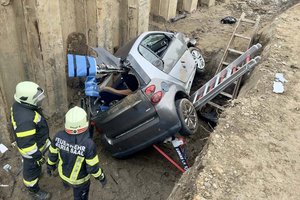Das Auto wurde bei dem Unfall völlig zerstört und erlitt Totalschaden. Foto: FF St. Michael/Zollfeld