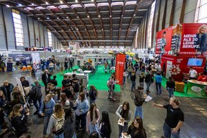 Von 29. bis 31. Jänner nutzten zahlreiche Besucherinnen und Besucher die Gelegenheit, sich über Lehrberufe zu informieren und persönliche Kontakte mit Ausbildungsbetrieben zu knüpfen. Foto: Kärntner Messen/Zangerle