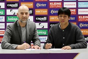 Der 18-jährige Min Young Lee kommt vom Yonsei University FC Seoul nach Waidmannsdorf und erhält einen Vertrag bis 2026. Foto: Austria Klagenfurt