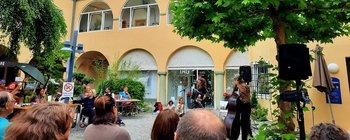 Auftakt der Klagenfurter Donnerszenen - Kunst und Kultur in Innenhöfen