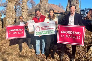 Valid Hanuna (Gewerkschaft GPA Kärnten), Franz Liposchek (Younion Kärnten), Ursula Heitzer (Vida Kärnten), Ronald Rabitsch (GÖD-Gesundheitsgewerkschaft Kärnten). Foto: KK