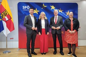 SPÖ Kärnten Landesparteivorsitzender LH Peter Kaiser, Bundesrätin Claudia Arpa, Andreas Preiml und Sabrina Winter: Kärnten gewinnt mit Europa. Foto: Mein Klagenfurt