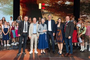 Gesund Leben Messe mit Familien-, Brauchtums- und Fitnessmesse eröffnet. Foto: StadtKommunikation / Zangerle