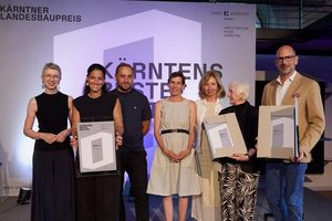 v.l.: LH-Stv. Gaby Schaunig, Barbara und Christoph Abel (Abel und Abel Architektur), Karin Walch (Landschaftsarchitektur), Helge Kraschl, Roswitha Widowitz und Konrad Burger-Scheidlin (alle Dompfarre Klagenfurt). Foto: Johannes Puch
