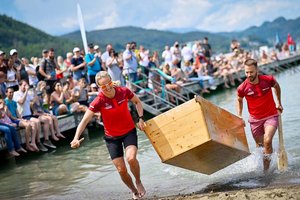 Ein besonderes Highlight dieses Familienfestes der Stadtwerke Klagenfurt stellt die Sautrogregatta um 14 Uhr dar. Foto: STW/Helge Bauer