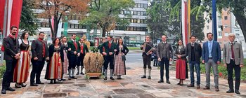 Kärntner Landesregierung nahm Erntekrone der Landjugend Metnitz entgegen