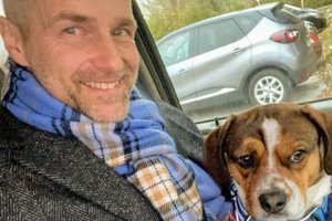 FSP-Klubobmann Michael Gussnig mit seinem Hund. Foto: zVg