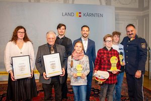 Schülerlotsen des Jahres in Klagenfurt gekürt. Foto: Büro LR Schuschnig